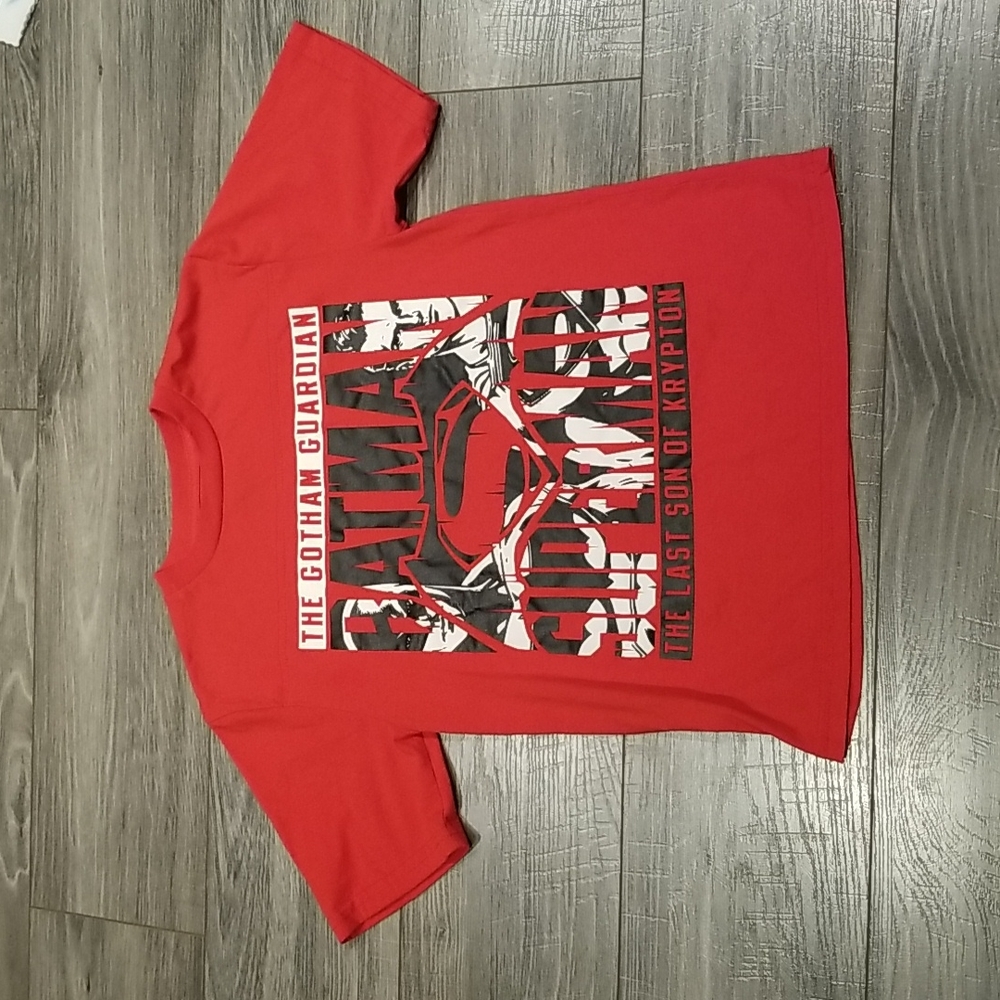 The Gotham Guardian Batman,  Superman The Last Son of Krypton Boys sz M tshirt